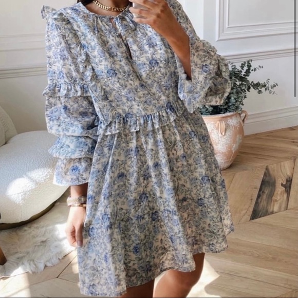 NWT {In The Style} Blue Floral Long Sleeve Frill Dress - Picture 4 of 4